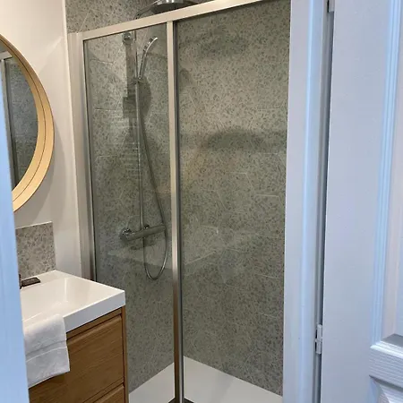 Διαμέρισμα 4p Calme/full Equipped/charonne/perelachese Παρίσι