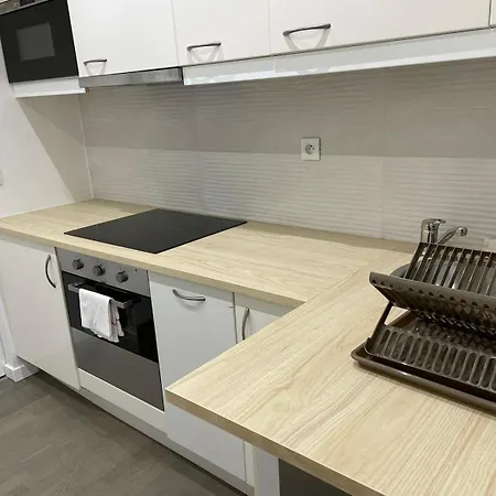 Apartmán 4p Calme/full Equipped/charonne/perelachese